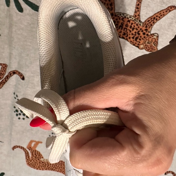 Nike Air Force 1s Sneakers kids size 7Y women’s 8.5 - Picture 8 of 8